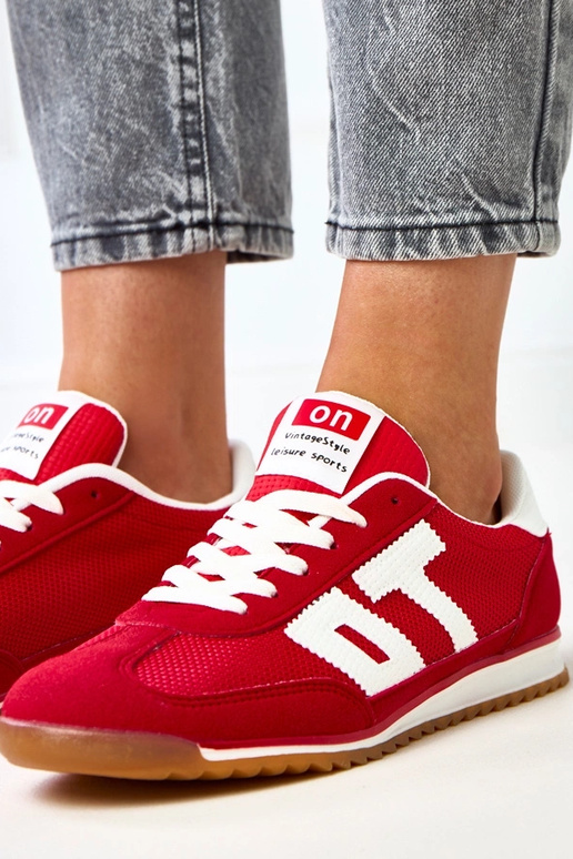 Raudoni sportiniai sportbačiai su...