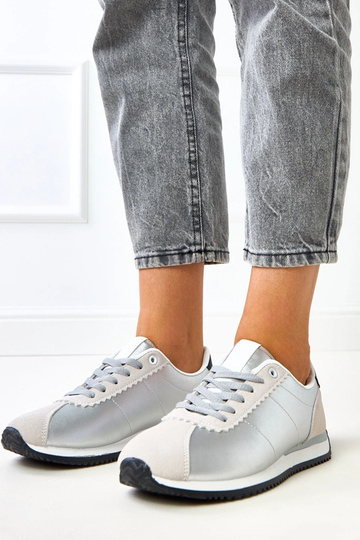 Sidabriniai sportiniai...