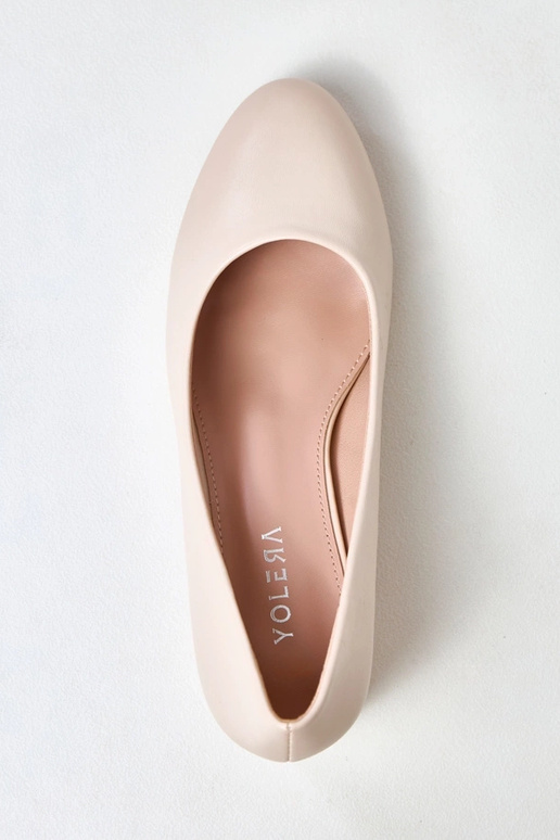 Smėlio spalvos žemakulniai bateliai...