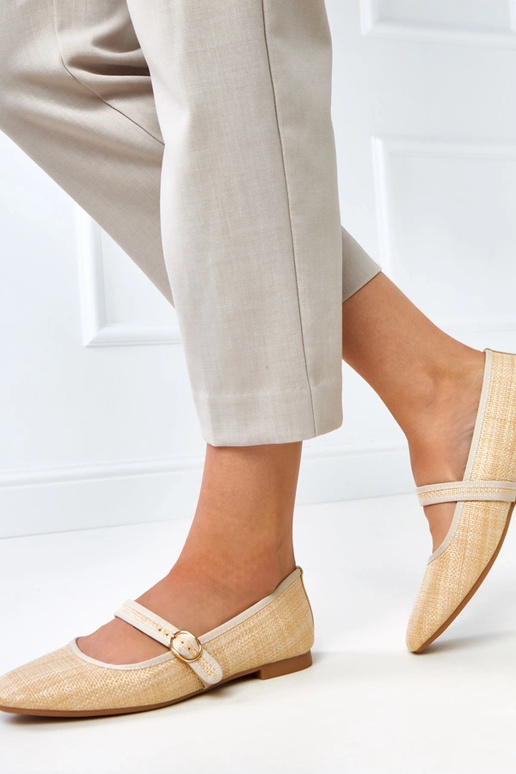 Smėlio spalvos pintos balerinos su... Smėlio spalvos pintos balerinos su...