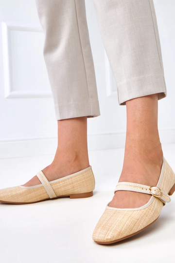 Smėlio spalvos pintos... 2