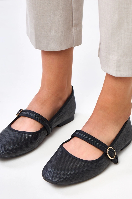 Juodos pintos balerinos su sagtele... Juodos pintos balerinos su sagtele...