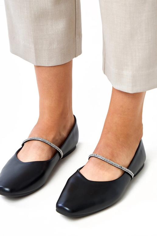 Juodos balerinos su dekoratyviniu... Juodos balerinos su dekoratyviniu...