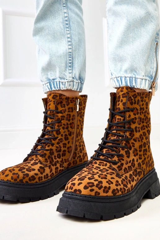 Rudi aulinukai su leopardo raštu, Espe