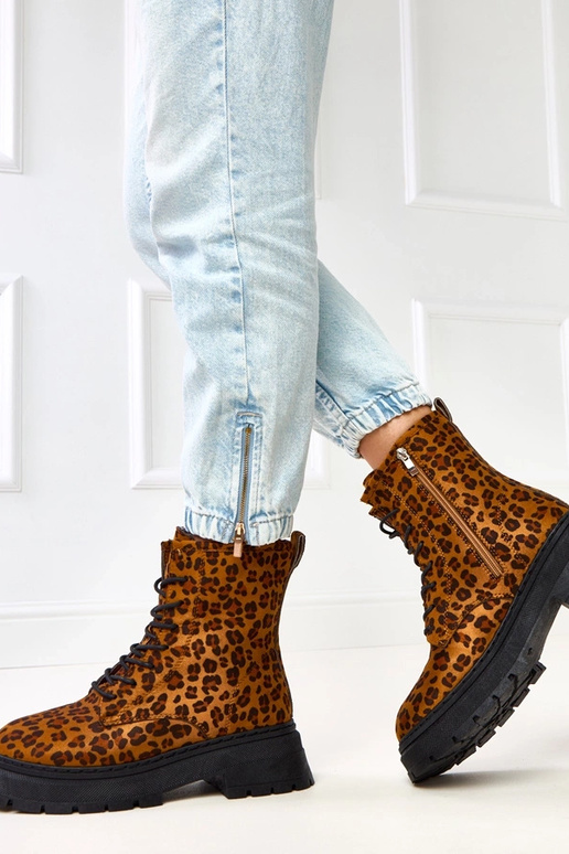 Rudi aulinukai su leopardo raštu, Espe