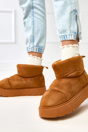 Rudi šilti sniego batai ant... 2