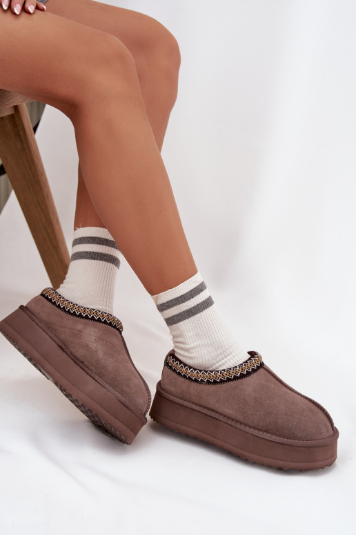 Žemas iš zomšos sniego batai MoteriškassuHaftem su platforma Vinceza 97960 rudos spalvos