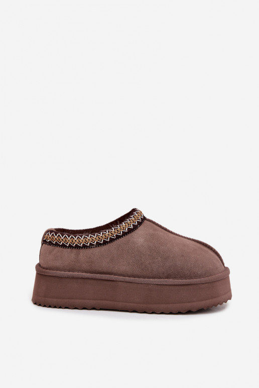 Žemas iš zomšos sniego batai MoteriškassuHaftem su platforma Vinceza 97960 rudos spalvos