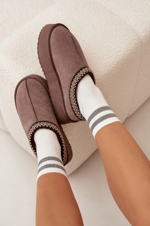 Žemas iš zomšos sniego batai MoteriškassuHaftem su platforma Vinceza 97960 rudos spalvos