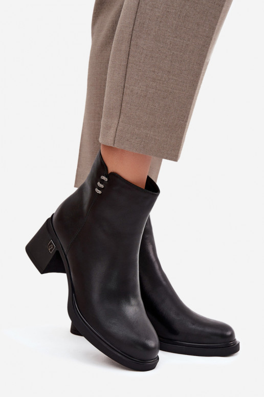 Oda pašiltinti Moteriški aulinukai Klocke Vinceza 91159 juodos spalvos