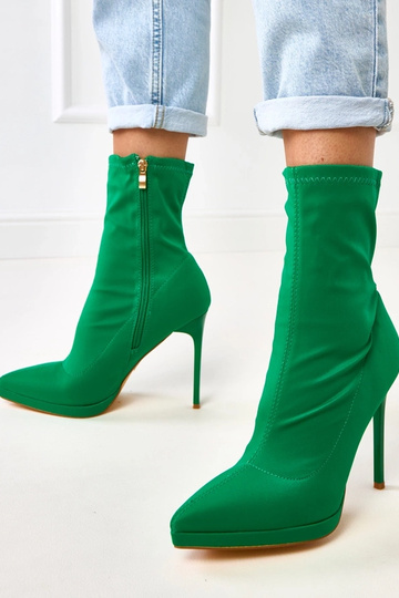 Žali satininiai aulinukai... 2