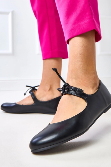 Juodos balerinos rišamos... 2