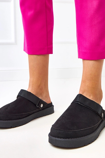 Juodos mulės su Miluska lipuku