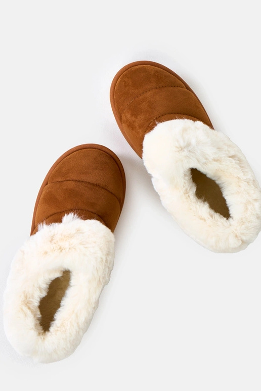 Rudi trumpi sniego batai šiltinti...