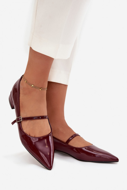Lakuotos balerinos Įjungta Subtilusm Obcasie su dirželiais bordo spalvos Isvella Lakuotos balerinos Įjungta Subtilusm Obcasie su dirželiais bordo spalvos Isvella