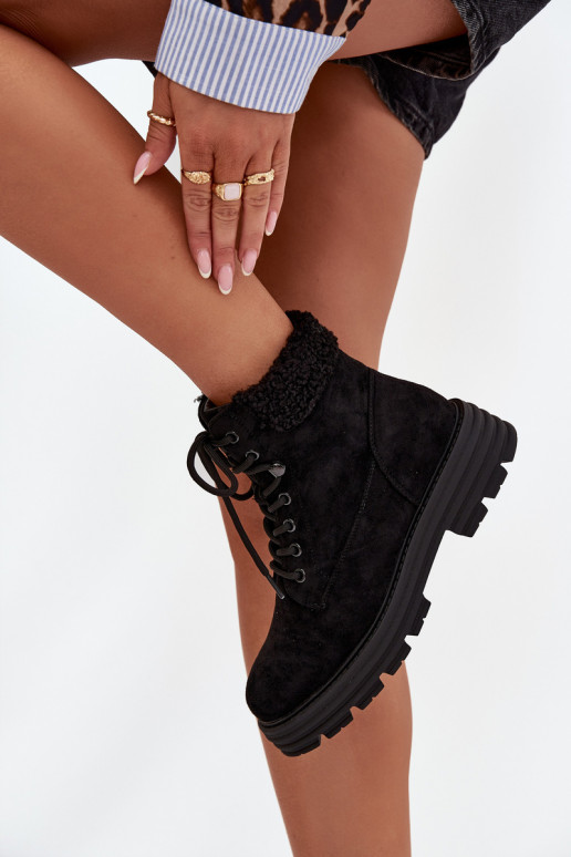 pašiltinti batai Moteriški aulinukai su raišteliais juodos spalvos Lyrinne pašiltinti batai Moteriški aulinukai su raišteliais juodos spalvos Lyrinne