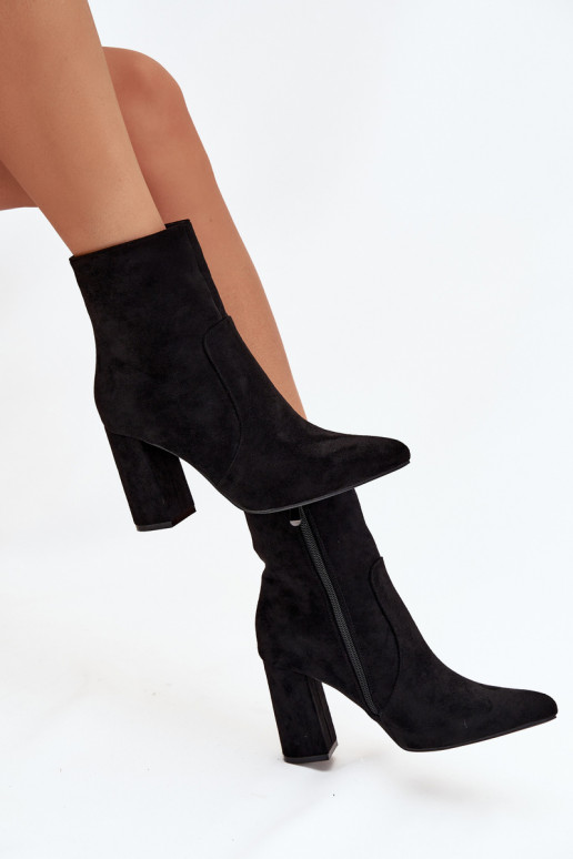 pašiltinti Moteriški aulinukaisuiš eko zomšosu juodos spalvos Pralina