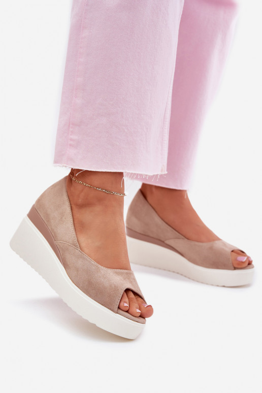 Moteriškos basutės Ant platformos Z iš eko zomšosu smėlio spalvos Velira Moteriškos basutės Ant platformos Z iš eko zomšosu smėlio spalvos Velira