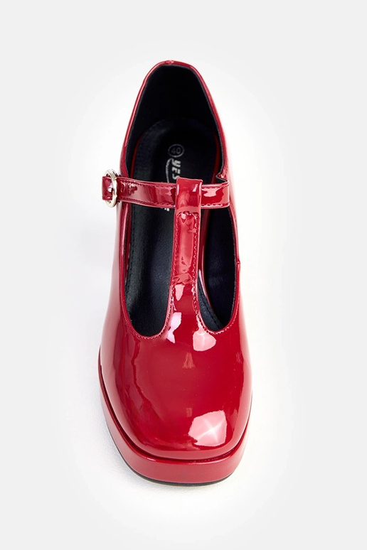 Bordo pusbačiai ant stulpelio su... Bordo pusbačiai ant stulpelio su...