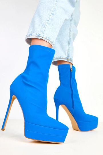 Mėlyni satininiai aulinukai... 2