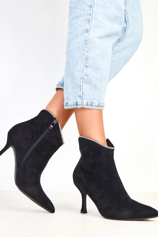 Juodi moteriški aulinukai su...