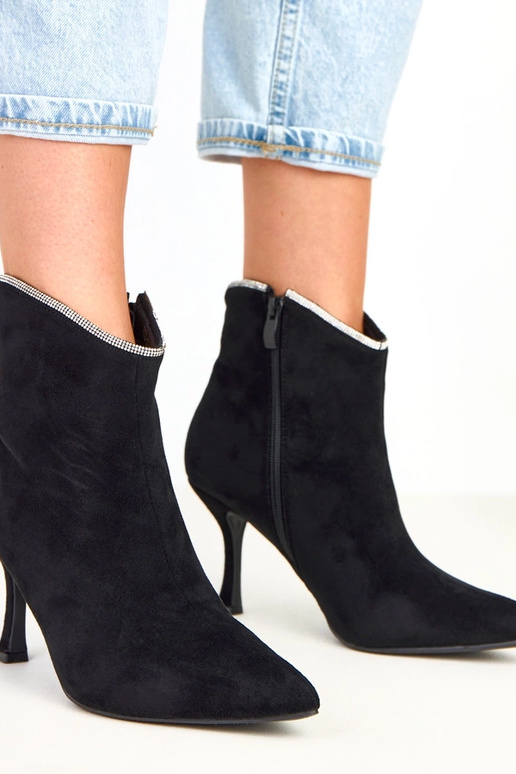 Juodi moteriški aulinukai su...