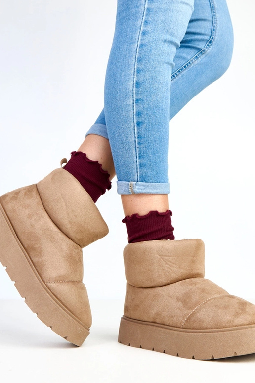 Tamsiai smėlio spalvos šilti sniego... Tamsiai smėlio spalvos šilti sniego...