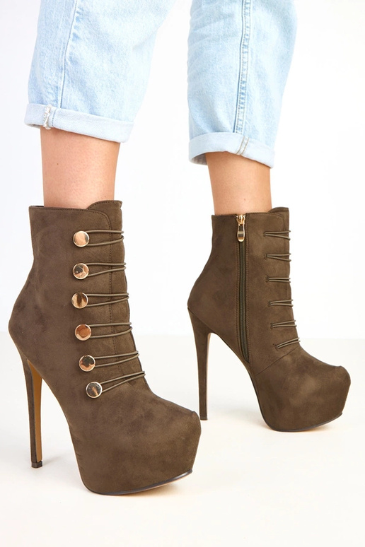 Žalios botinės ant platformos ir... Žalios botinės ant platformos ir...