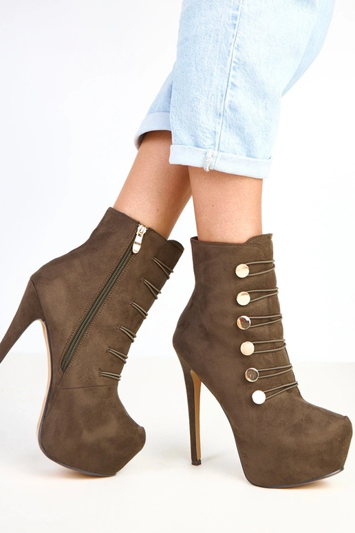 Žalios botinės ant platformos ir... Žalios botinės ant platformos ir...