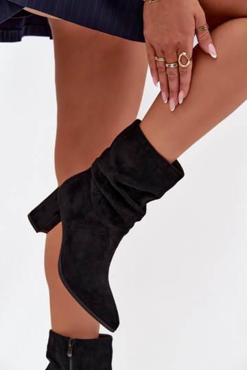 Moteriški aulinukai Su raukiniais pašiltinti juodos spalvos Amelise