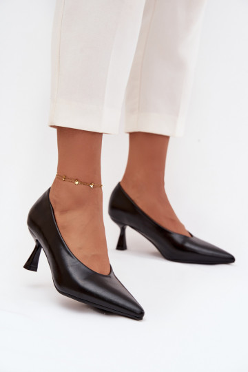 su lako efektu Bateliai su plonais kulniukais juodos spalvos Gavrielle