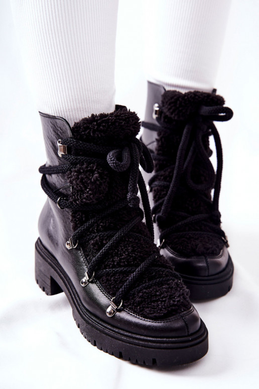 Oda Aulinukai batai su dirželiais LeĮskis juodos spalvos 3116