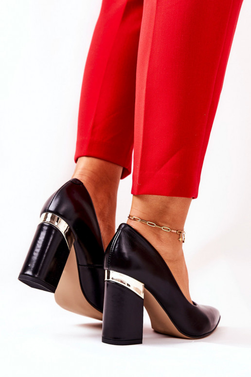 Oda Bateliai LeĮskis 3117 juodos spalvos