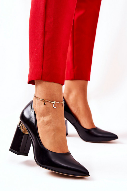 Oda Bateliai LeĮskis 3117 juodos spalvos