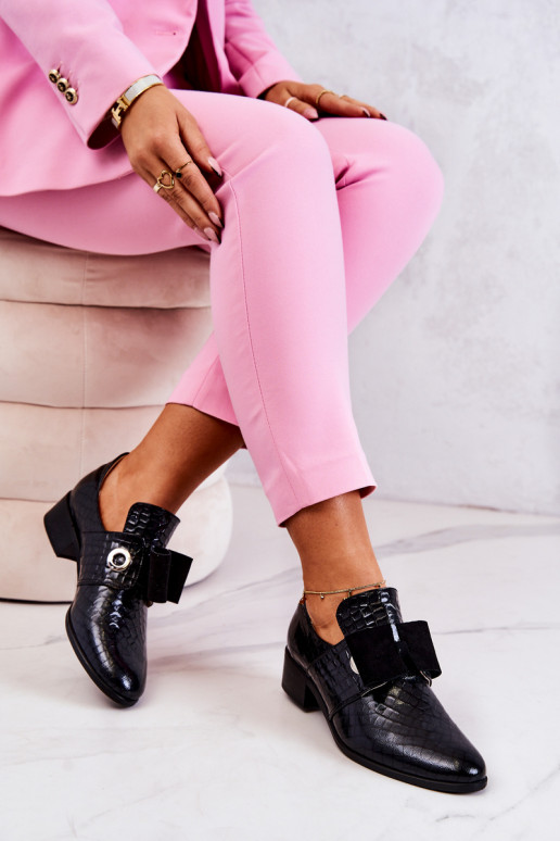 Oda su gyvatės odos imitacija batai juodos spalvos Tai turirleigh Oda su gyvatės odos imitacija batai juodos spalvos Tai turirleigh