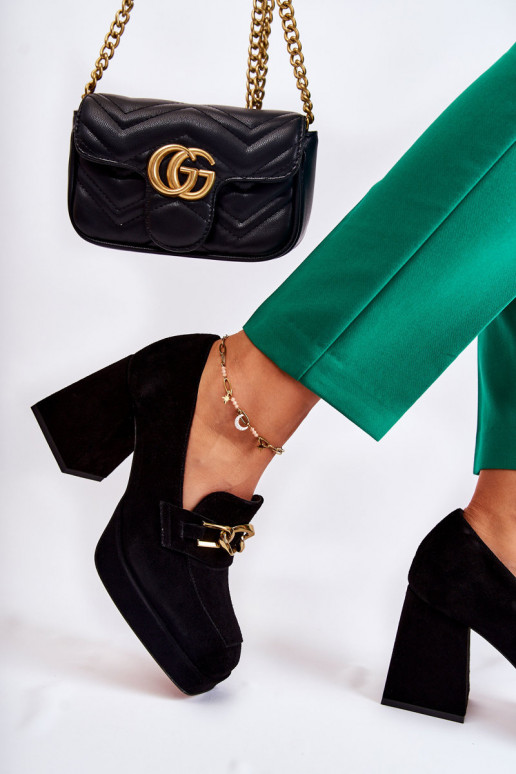 Zomšiniai bateliai Su dekoratyvine grandinėle Laura Messi 2444 juodos spalvos