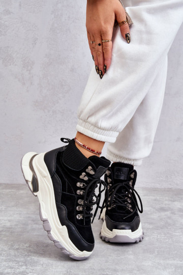 Moteriškas Aukštas sportiniai bateliai GOE KK2N4098 juodos spalvos