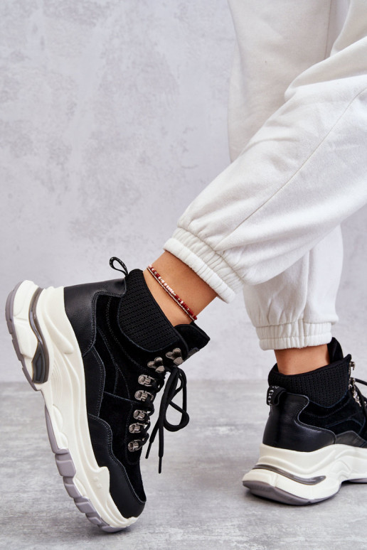 Moteriškas Aukštas sportiniai bateliai GOE KK2N4098 juodos spalvos Moteriškas Aukštas sportiniai bateliai GOE KK2N4098 juodos spalvos