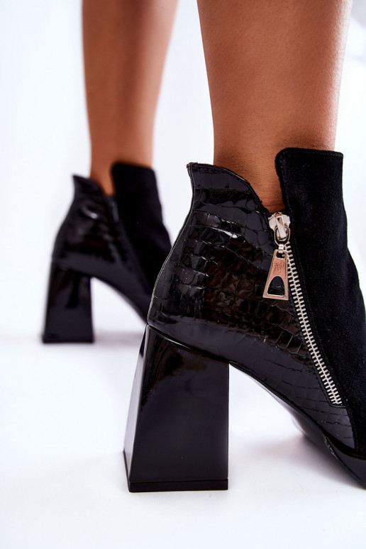 Zomšiniai batai su kulniukais Geometrinis raštas juodos spalvos Alienore