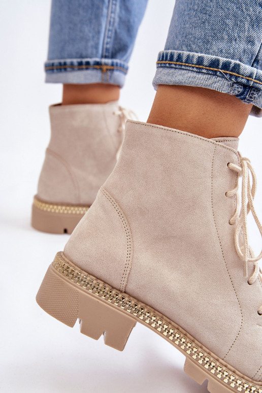 Aulinukai su plačiais kulniukais LeĮskis Shoes 3285 dramblio kaulo spalvos Aulinukai su plačiais kulniukais LeĮskis Shoes 3285 dramblio kaulo spalvos