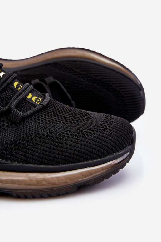 Įsispiriamo modelio Vyriški sportiniai bateliai GOE LL1N4024 juodos spalvos