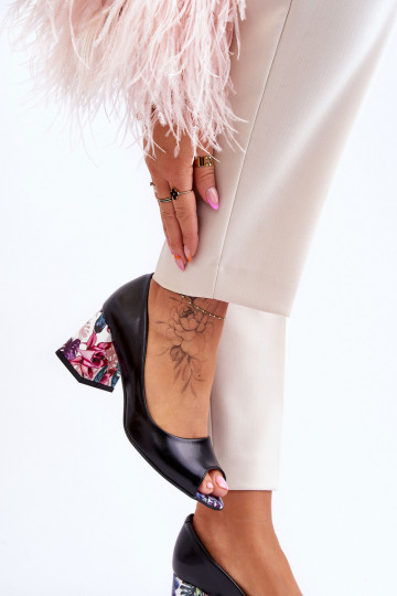 Oda Bateliai su dekoruotais kulnais LeĮskis Shoes 2608/K juodos spalvos 2