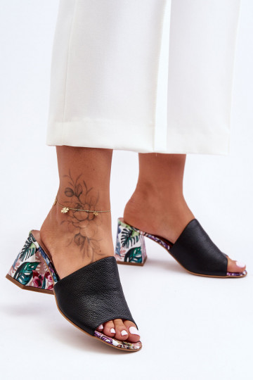 Moteriškas Odinės šlepetės su kulniukais LeĮskis Shoes 3209/K juodos spalvos