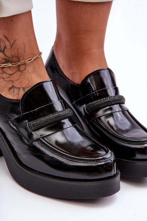 Oda batai su kulniukais su ornamentais juodos spalvos Lemar Gelanor Oda batai su kulniukais su ornamentais juodos spalvos Lemar Gelanor