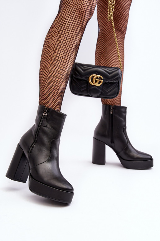 Moteriški natūralios odos aulinukai su kulniukais ir platformai Laura Messi 2690 juodos spalvos