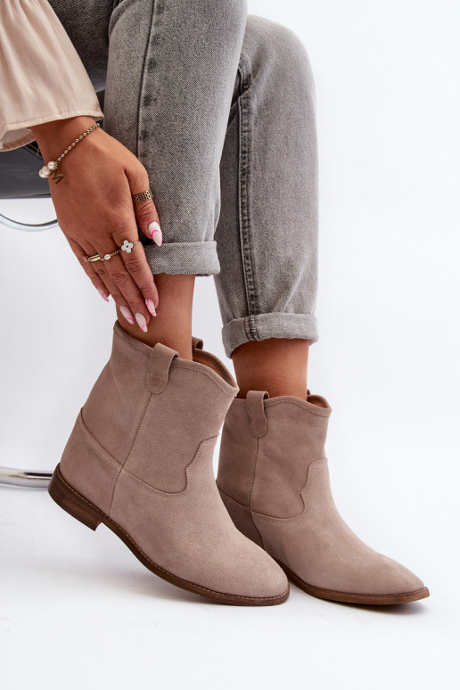 Zazoo 2326 iš zomšos Įsispiriamo modelio Moteriški aulinukai smėlio spalvos