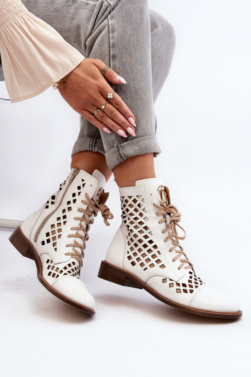 Zazoo 2695 su aužūro elementais Oda Aulinukai baltos spalvos Zazoo 2695 su aužūro elementais Oda Aulinukai baltos spalvos