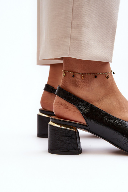 Moteriškos basutės su ornamentais Laura Messi 2719 juodos spalvos Moteriškos basutės su ornamentais Laura Messi 2719 juodos spalvos