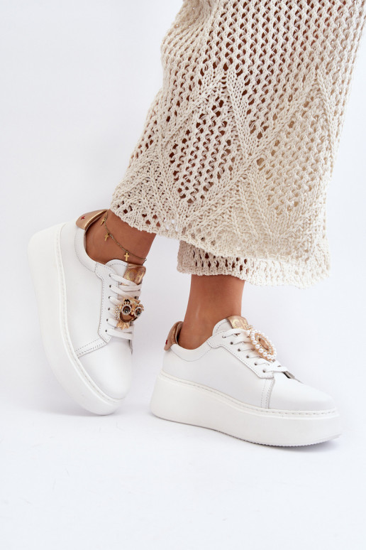 Moteriškas Oda Sneakers modelio batai CheBello 4411 baltos spalvos Moteriškas Oda Sneakers modelio batai CheBello 4411 baltos spalvos