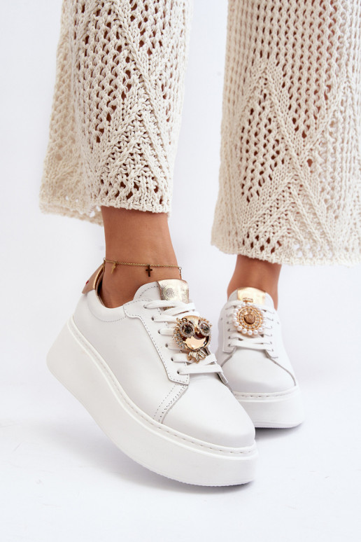 Moteriškas Oda Sneakers modelio batai CheBello 4411 baltos spalvos Moteriškas Oda Sneakers modelio batai CheBello 4411 baltos spalvos